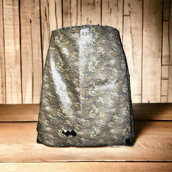 Free People Camo & Black Sequins Mini Skirt Stretch Hidden Zip Size S NWT - Picture 14 of 15